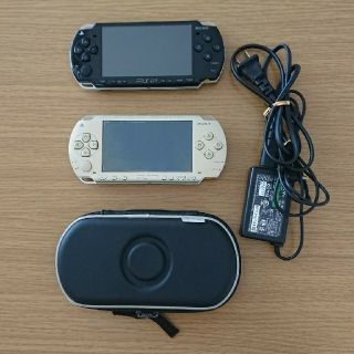 プレイステーションポータブル(PlayStation Portable)のPSP1000 PSP2000 本体 ケース付 ジャンク品(携帯用ゲーム機本体)