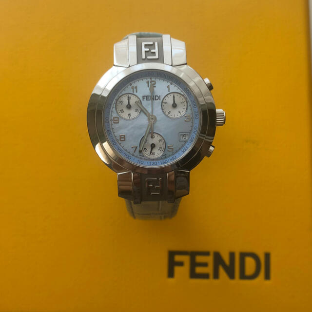 純正新販売 FENDI フェンディ/ レディース腕時計　水色