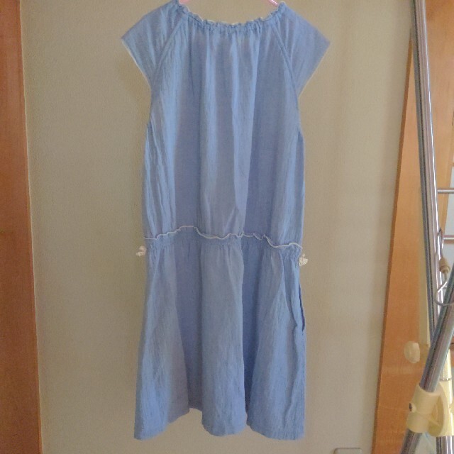 3can4on(サンカンシオン)のデニム風　ワンピース　140 キッズ/ベビー/マタニティのキッズ服女の子用(90cm~)(ワンピース)の商品写真