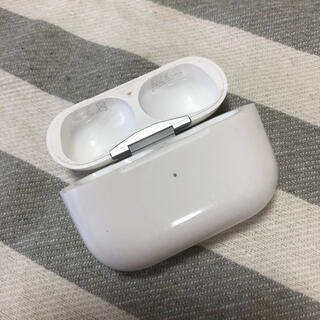 アップル(Apple)のAir pods pro本体(ヘッドフォン/イヤフォン)