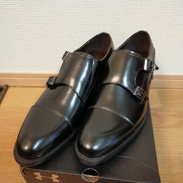 値下げ！！【新品、未使用】紳士本皮靴　黒色　25.5cm 定価14,300円 メンズの靴/シューズ(ドレス/ビジネス)の商品写真