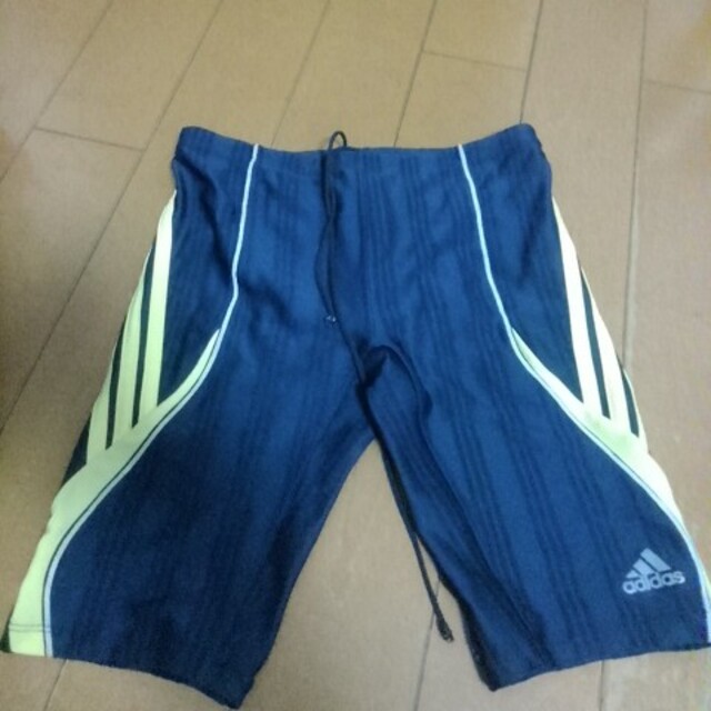 adidas(アディダス)のアディダス　水着　M メンズの水着/浴衣(水着)の商品写真