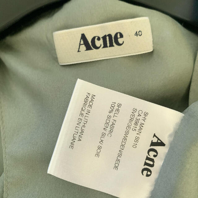 ACNE(アクネ)のAcne♡デザイントップス レディースのトップス(シャツ/ブラウス(半袖/袖なし))の商品写真