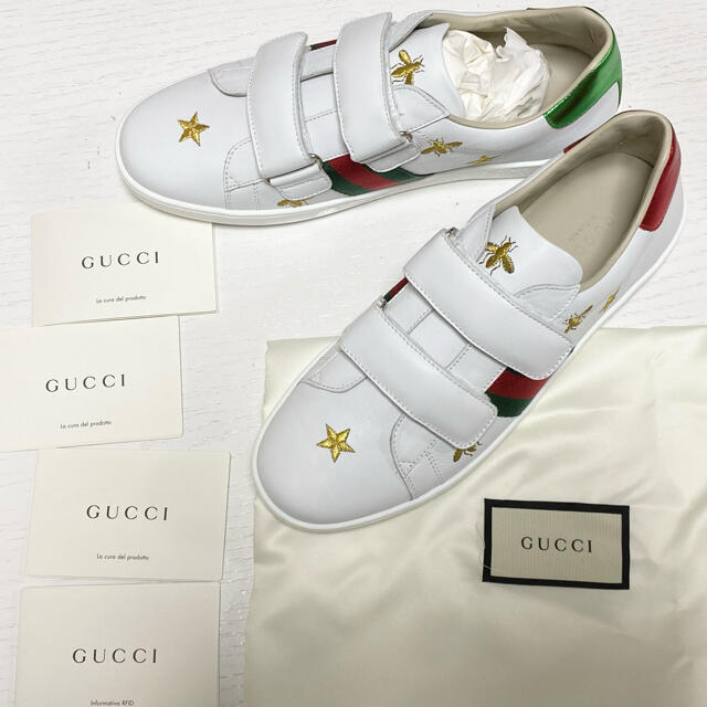 Gucci(グッチ)の◆激レア◆グッチ◆スニーカー◆レディース◆星◆22センチ◆白◆赤◆緑◆ホワイト レディースの靴/シューズ(スニーカー)の商品写真