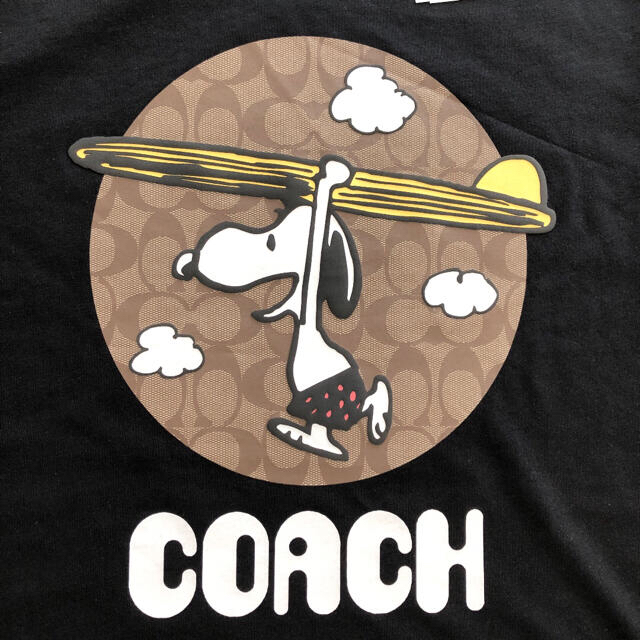 COACH(コーチ)の【COACH X PEANUTS☆新作】新品！Tシャツ、ポーチの2点セットです！ メンズのトップス(Tシャツ/カットソー(半袖/袖なし))の商品写真