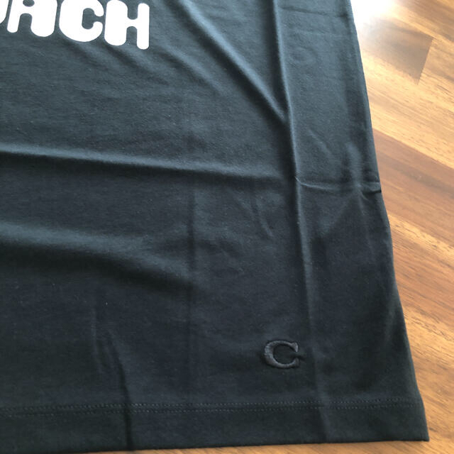 COACH(コーチ)の【COACH X PEANUTS☆新作】新品！Tシャツ、ポーチの2点セットです！ メンズのトップス(Tシャツ/カットソー(半袖/袖なし))の商品写真