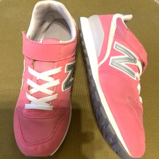 ニューバランス(New Balance)の24センチ　ニューバランススニーカー　キッズ(スニーカー)