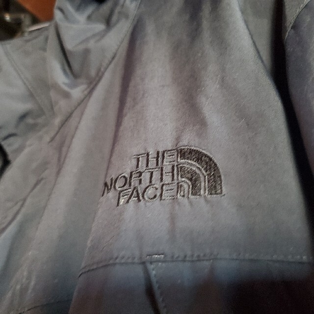 THE NORTH FACE ナイロンジャケット