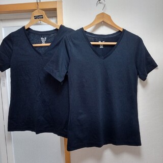 ジーユー(GU)の2枚セット　GU　半袖　Vネック　スリムフィット　トップス　M(Tシャツ(半袖/袖なし))