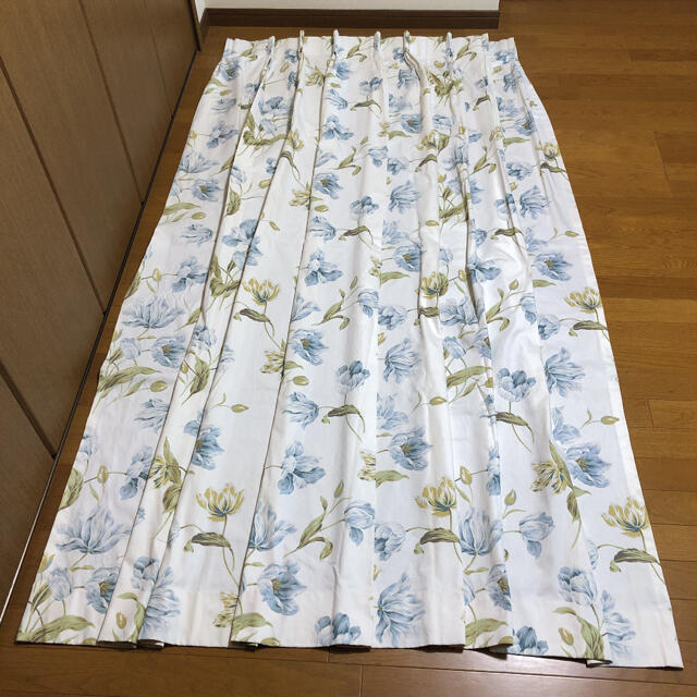 ① 大塚家具オーダーカーテン ホワイト ブルー 花柄 100 ×205 2枚
