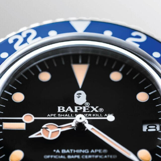 A BATHING APE(アベイシングエイプ)のA BATHING APE TYPE 2 BAPEX 定価以下 メンズの時計(腕時計(アナログ))の商品写真