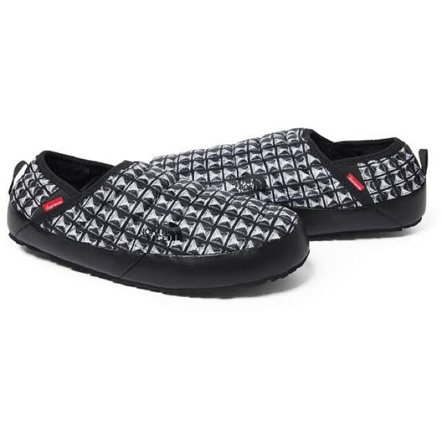 Supreme(シュプリーム)のsupreme the north face studded mule メンズの靴/シューズ(サンダル)の商品写真