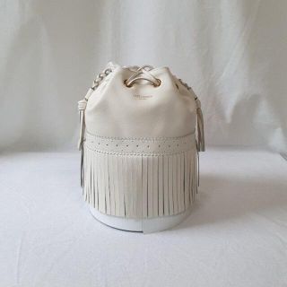 ジェイアンドエムデヴィッドソン(J&M DAVIDSON)の【新品・未使用】J&M DAVIDSON　カーニバルM　NEW WHITE (ショルダーバッグ)