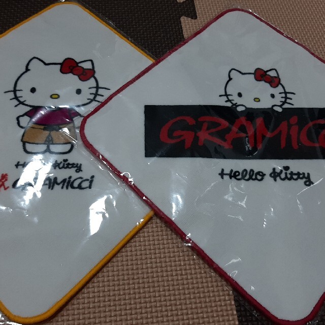 GRAMICCI(グラミチ)の最終価格！新品未使用タグ付き グラミチ × ハローキティコラボ 4点セット エンタメ/ホビーのおもちゃ/ぬいぐるみ(キャラクターグッズ)の商品写真