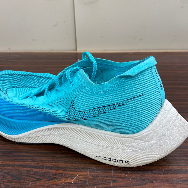 NIKE(ナイキ)の❗️SALE❗️NIKE ヴェイパーフライ2 28.5cm スポーツ/アウトドアのスポーツ/アウトドア その他(陸上競技)の商品写真