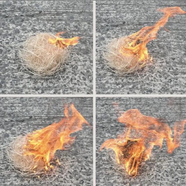 【約2Kg 】焚き火にオススメ　国産ヒノキの薪 スポーツ/アウトドアのアウトドア(その他)の商品写真