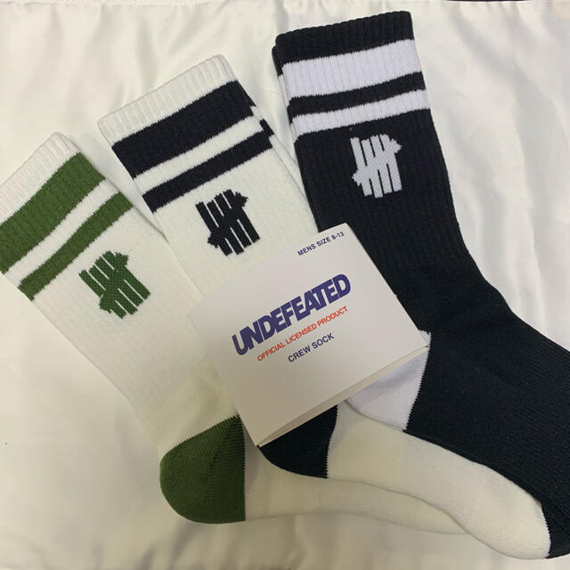 UNDEFEATED(アンディフィーテッド)のundefeated 靴下 ソックス アンディフィーテッド 25〜29cm 3足 メンズのレッグウェア(ソックス)の商品写真