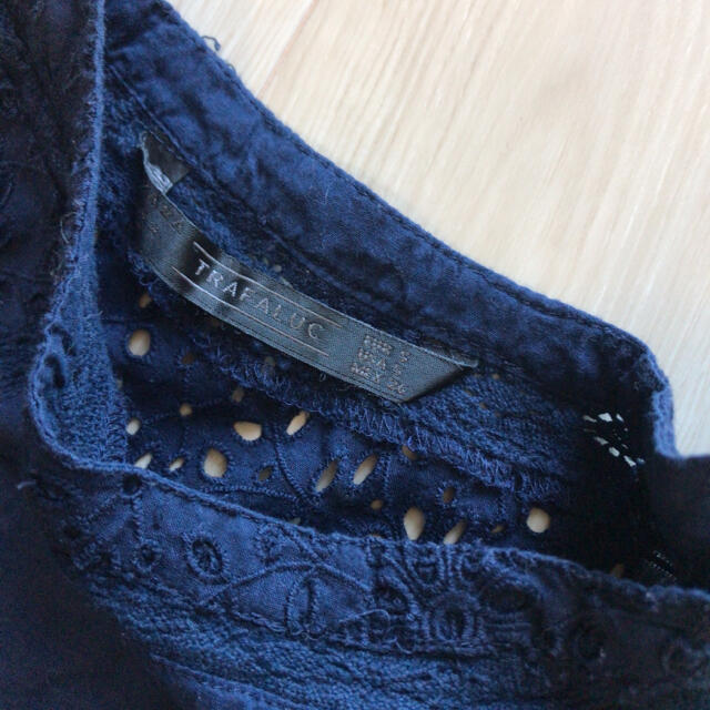 ZARA(ザラ)のZARA ペプラムトップス　2枚セット レディースのトップス(カットソー(半袖/袖なし))の商品写真