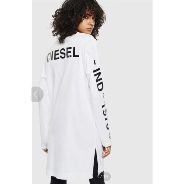 DIESEL(ディーゼル)のDIESEL ディーゼルLOGOロングTシャツショルダーオープン レディースのトップス(Tシャツ(長袖/七分))の商品写真