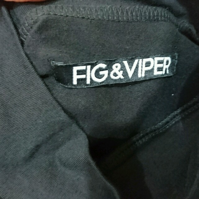 FIG&VIPER(フィグアンドヴァイパー)のFIG&VIPER◎胸開きカットソー レディースのトップス(カットソー(長袖/七分))の商品写真