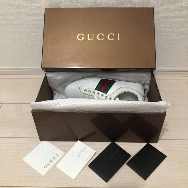 Gucci(グッチ)のグッチ　ホワイト　ドライビングシューズ　スニーカー　美品 メンズの靴/シューズ(スニーカー)の商品写真