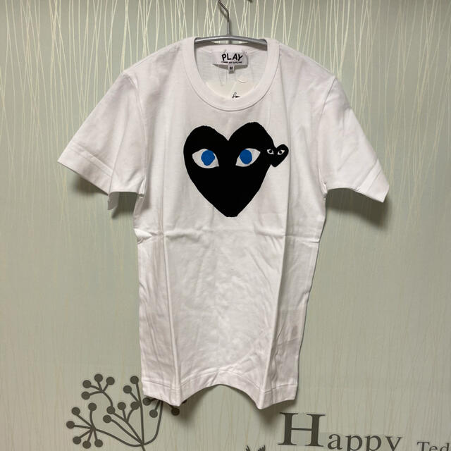 COMME des GARCONS(コムデギャルソン)の【再入荷】COMME des GARCONS ハート ロゴ Tシャツ レディースのトップス(Tシャツ(半袖/袖なし))の商品写真