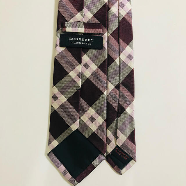 BURBERRY BLACK LABEL(バーバリーブラックレーベル)の☆美品☆BURBERRY バーバリー ネクタイ チェック 赤 レッド シルク  メンズのファッション小物(ネクタイ)の商品写真