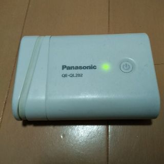 QE-QL202 モバイルバッテリー(バッテリー/充電器)