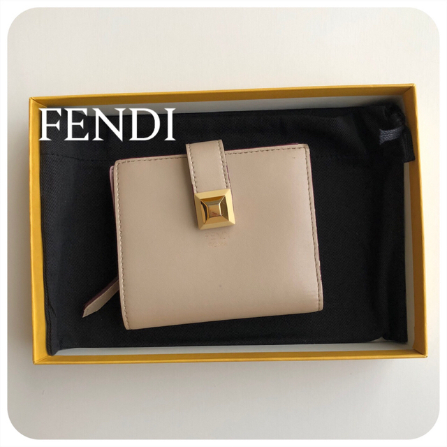 FENDI(フェンディ)のフェンディ＊財布(セリーヌ、トッズ、ルイヴィトン、プラダ、ロエベ、バレンシアガ レディースのファッション小物(財布)の商品写真