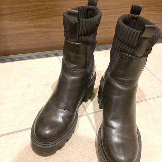 ザラ(ZARA)のZARA ハイカットブーツ 厚底(ブーツ)