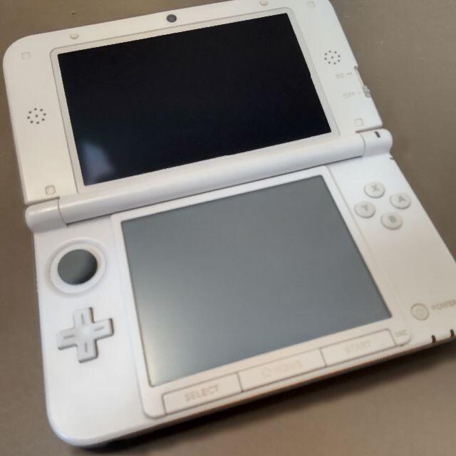 保証についてすぐに遊べる付属品セット！◆任天堂3DSLL ◆ピンク×ホワイト◆61