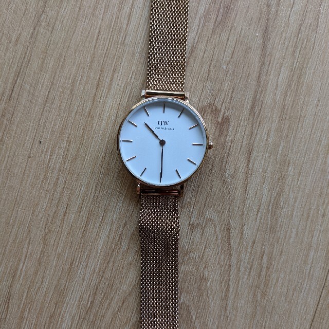 Daniel Wellington(ダニエルウェリントン)の【☆超美品☆】ダニエルウェリントン クラシック メルローズ 白盤 32mm レディースのファッション小物(腕時計)の商品写真