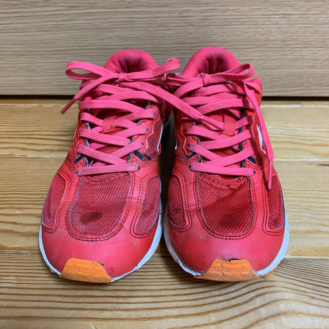 MIZUNO(ミズノ)の  ミズノ　キッズスニーカー　22.5センチ キッズ/ベビー/マタニティのキッズ靴/シューズ(15cm~)(スニーカー)の商品写真