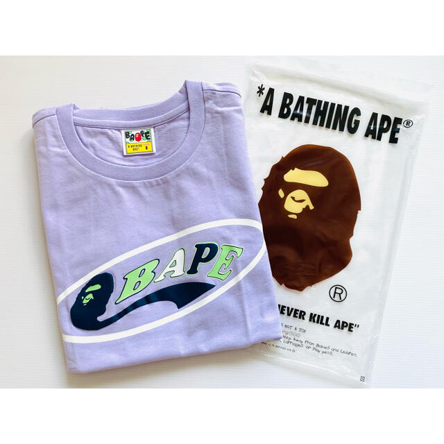 A BATHING APE(アベイシングエイプ)の新品 A BATHING APE アベイシングエイプ ロゴtee レディースのトップス(Tシャツ(半袖/袖なし))の商品写真