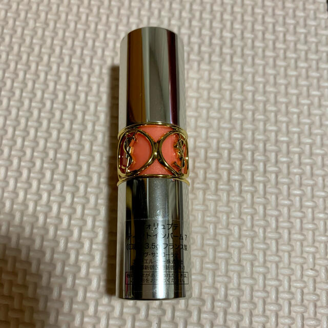 Yves Saint Laurent Beaute(イヴサンローランボーテ)のイヴ・サンローラン ヴォリュプテ コスメ/美容のベースメイク/化粧品(口紅)の商品写真