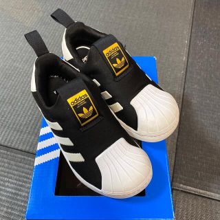 アディダス(adidas)の専用　箱ナシ価格　adidas キッズ SUPER STAR   17.5cm (スニーカー)