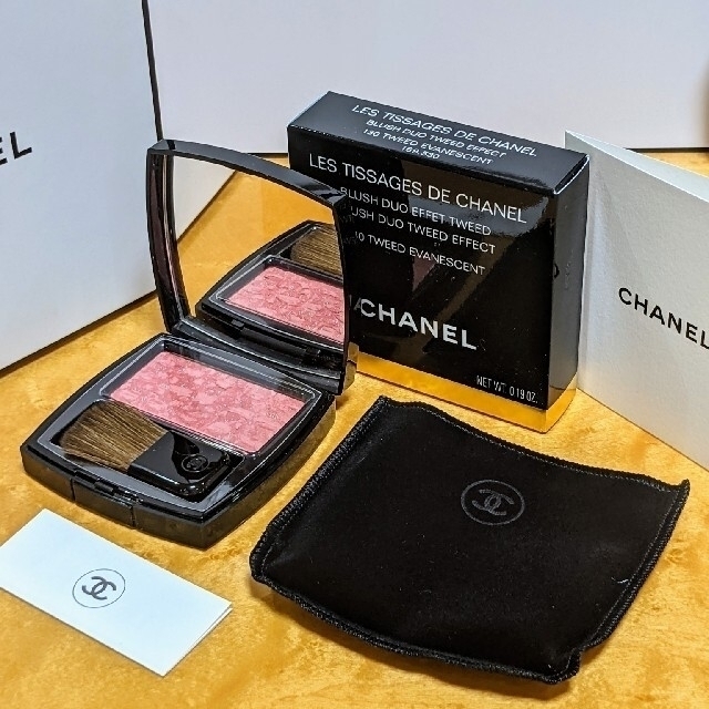 CHANEL(シャネル)のCHANELレティサージュ130ツイード エヴァネサント💓ギフトBOX付き コスメ/美容のベースメイク/化粧品(チーク)の商品写真