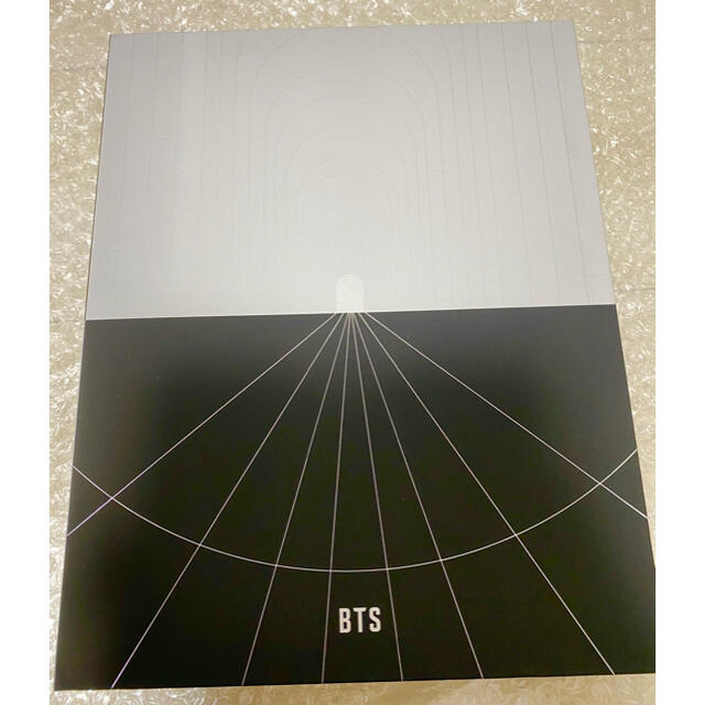 防弾少年団(BTS)(ボウダンショウネンダン)のMAP OF THE SOUL ON:E CONCEPT PHOTOBOOK チケットの音楽(K-POP/アジア)の商品写真