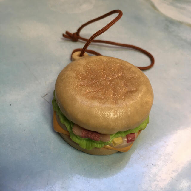 割引購入 マクドナルド ハンバーガー ストラップ clinergy.com.br