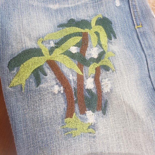 ☆激レア☆P&Y ヤシの木.桜刺繍デニムパンツ ダメージ加工 ☆激レア☆P&Y ヤシの木.桜刺繍デニムパンツ ダメージ加工