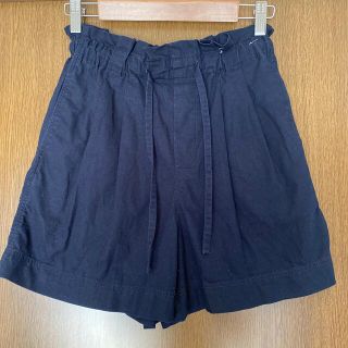 ユニクロ(UNIQLO)のユニクロ　ネイビー　リネンコットンショートパンツ(ショートパンツ)