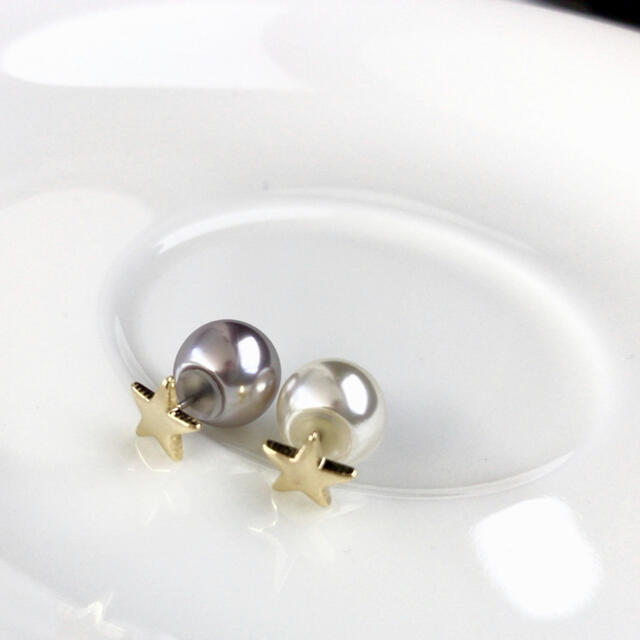 16kgp⚪︎小さなお星様ピアス レディースのアクセサリー(ピアス)の商品写真