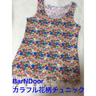 BarNDoor カラフル花柄チュニック(Tシャツ(半袖/袖なし))