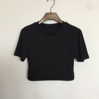 ザラ(ZARA)のZARA クロップド丈ティーシャツ sサイズ(未使用)(Tシャツ(半袖/袖なし))