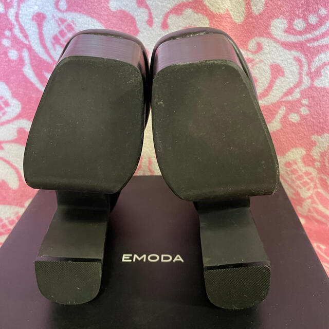 EMODA(エモダ)のEMODAシューズ レディースの靴/シューズ(ハイヒール/パンプス)の商品写真