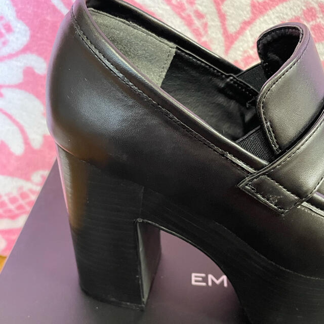 EMODA(エモダ)のEMODAシューズ レディースの靴/シューズ(ハイヒール/パンプス)の商品写真