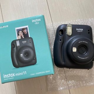 フジフイルム(富士フイルム)のチェキ　intax mini11(フィルムカメラ)