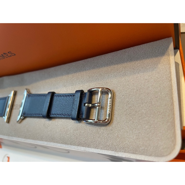 Hermes(エルメス)のApple Watch バンド　エルメス　38・40・41 レディースのファッション小物(腕時計)の商品写真