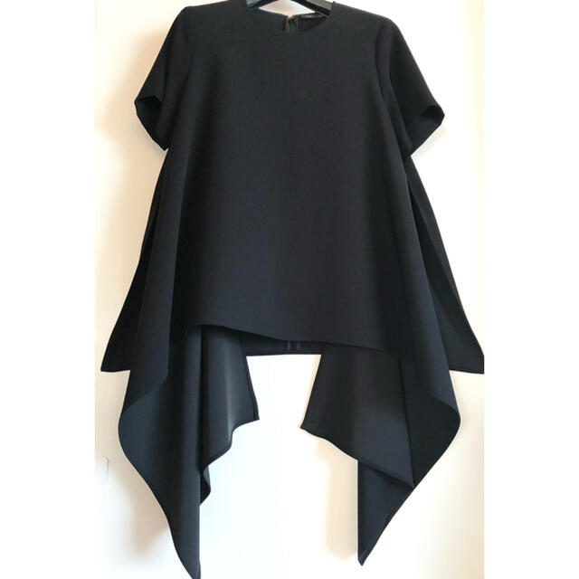 BARNEYS NEW YORK(バーニーズニューヨーク)のYOKOCHANヨーコチャンHalf-sleeveSideFlareBlouse レディースのトップス(シャツ/ブラウス(半袖/袖なし))の商品写真