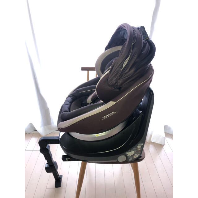 combi ネルーム ISOFIX チャイルドシート